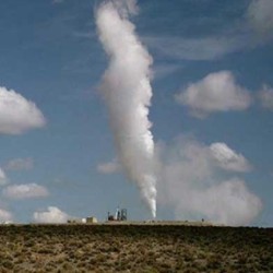 Pengembangan Panas Bumi Indonesia Terganjal Mistis